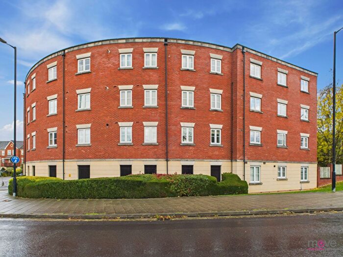 1 Bedroom Flat For Sale In Brookbank Close, Viceroy Corner, GL50