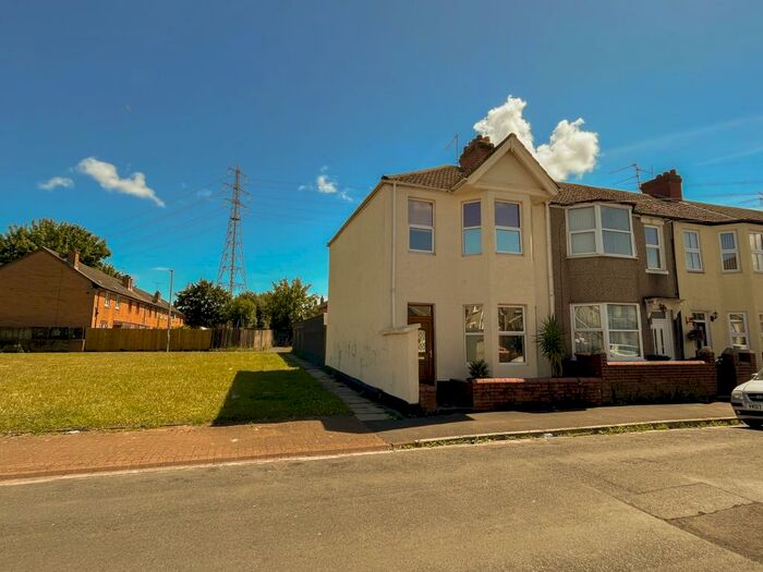 3 Bedroom Terraced House For Sale In Wingate Street, Newport, NP20