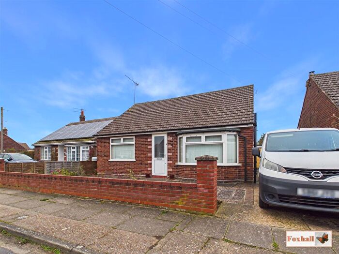 2 Bedroom Detached Bungalow For Sale In Kinross Road, Ipswich, IP4
