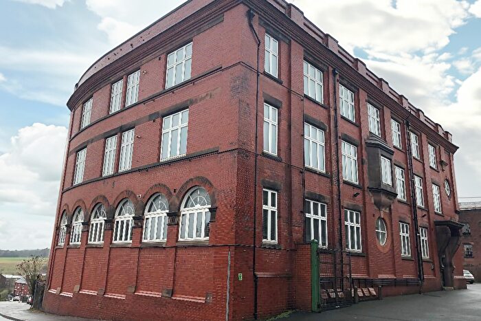 2 Bedroom Flat To Rent In Belle Vue, Leek, Staffordshire, ST13