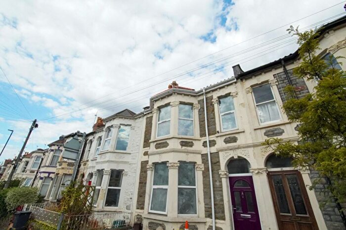 6 Bedroom Terraced House To Rent In Belle Vue Road, Easton, BS5