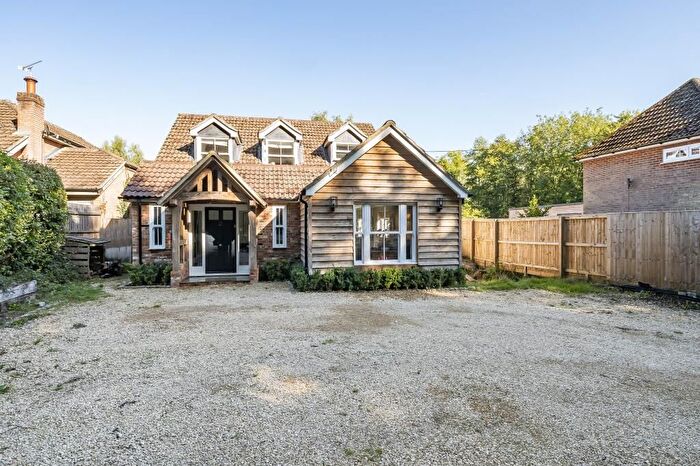 4 Bedroom Detached House To Rent In Hatch Lane, Chapel Row, RG7