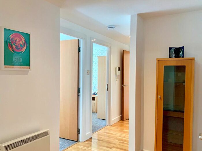 2 Bedroom Apartment To Rent In Derby Road, Nottingham, NG1
