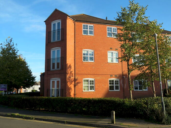 2 Bedroom Flat To Rent In Milton Road, Stratford-Upon-Avon, CV37