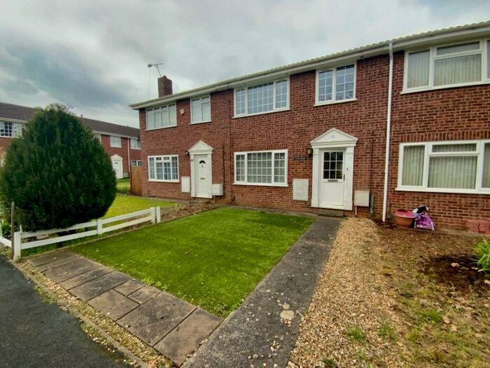 3 Bedroom Terraced House To Rent In Woodchester, Yate, Bristol, BS37