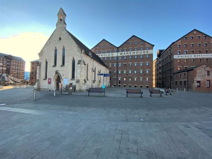 2 Bedroom Apartment To Rent In Double Reynolds Warehouse, Gloucester Docks, GL1