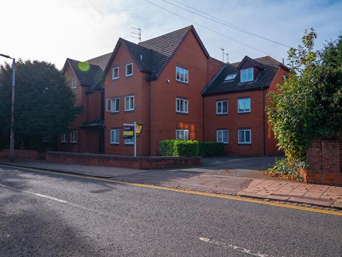 2 Bedroom Flat To Rent In Shakespeare Road, Bedford, Bedfordshire, MK40