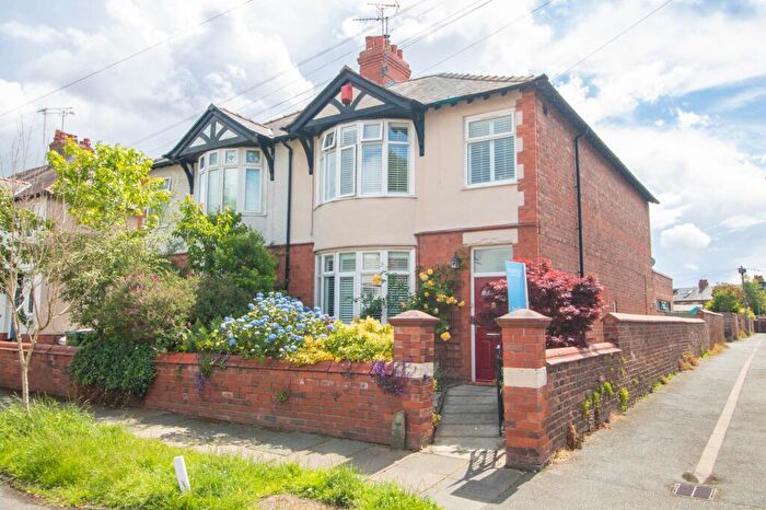 4 Bedroom Semi-Detached House For Sale In Beech Grove, Hoole, Chester, CH2