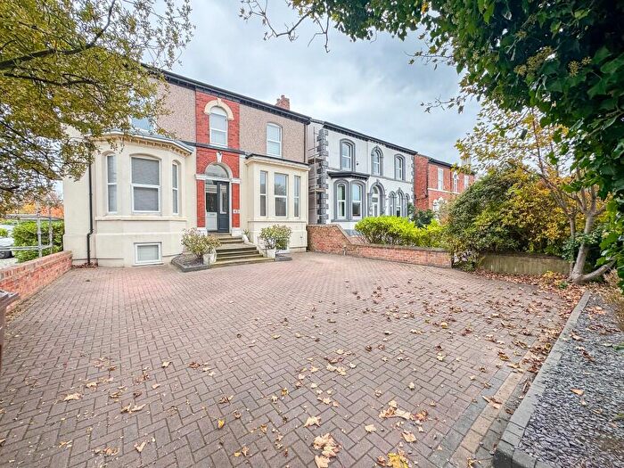 2 Bedroom Flat To Rent In Part Street, Southport, Merseyside, PR8