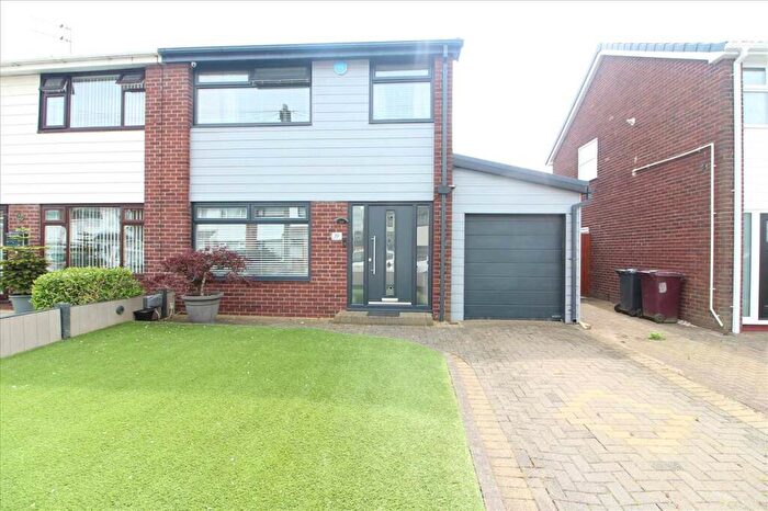 3 Bedroom Semi-Detached House For Sale In Weaver Avenue, Kirkby, L33