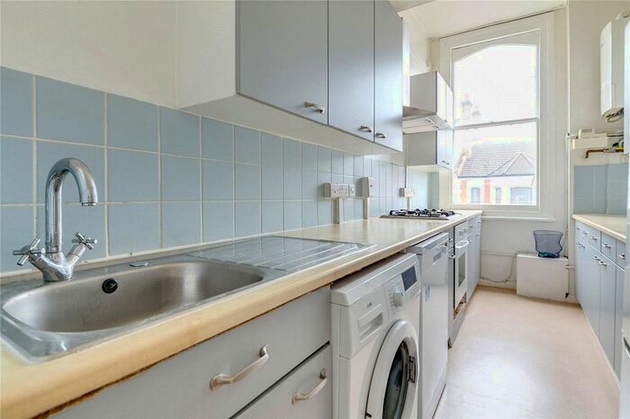 1 Bedroom Flat To Rent In Ormiston Grove, London, W12