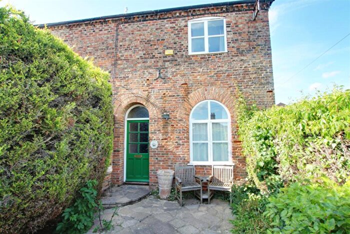 2 Bedroom Semi-Detached House For Sale In Chapel Street, Alford, LN13