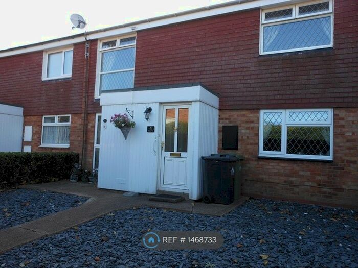 2 Bedroom Flat To Rent In Maegan Way, Cleethorpes, DN35