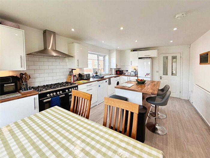 3 Bedroom Bungalow For Sale In Robertson Road, North Hykeham, Lincoln, Lincolnshire, LN6