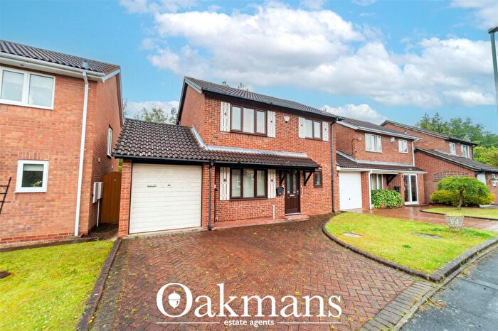 3 Bedroom Link Detached House For Sale In Maywell Drive, Solihull, B92