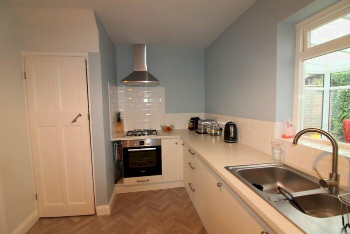 3 Bedroom Semi-Detached House To Rent In Fenwick Close, Nottingham, NG8