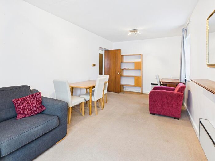 1 Bedroom Apartment To Rent In Beaulands Close Cambridge, CB4