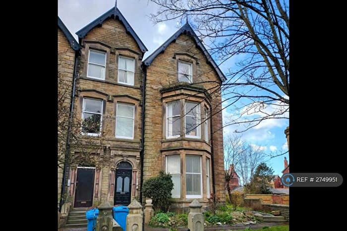 1 Bedroom Flat To Rent In St. Georges Square, Lytham St. Annes, FY8