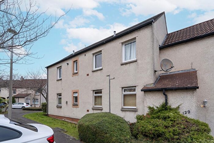 2 Bedroom Flat To Rent In South Gyle Wynd, Edinburgh, EH12