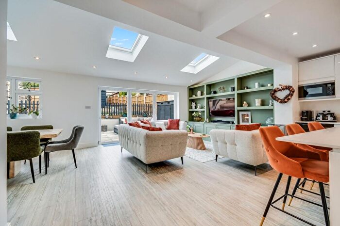 4 Bedroom Semi-Detached House For Sale In Elizabeth Drive, Theydon Bois, Epping, CM16