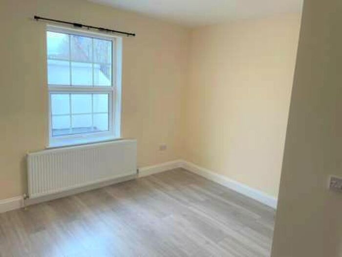 Studio To Rent In Lady Margaret Road, Southall, UB1