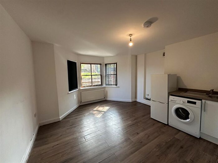 1 Bedroom Flat To Rent In Hawthorne Road, Bootle, L20