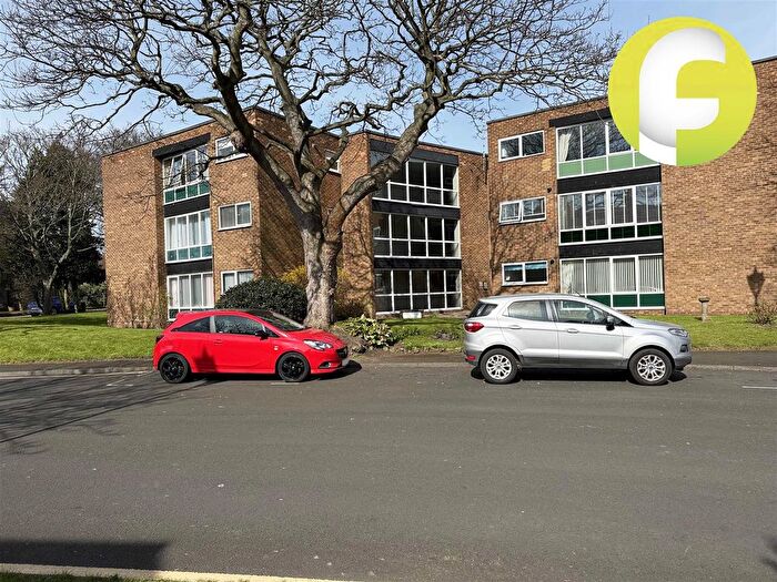 2 Bedroom Flat To Rent In Etal Court, North Shields, NE29