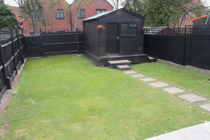 4 Bedroom Semi-Detached House To Rent In College Hill Road, Harrow, Greater London, HA3