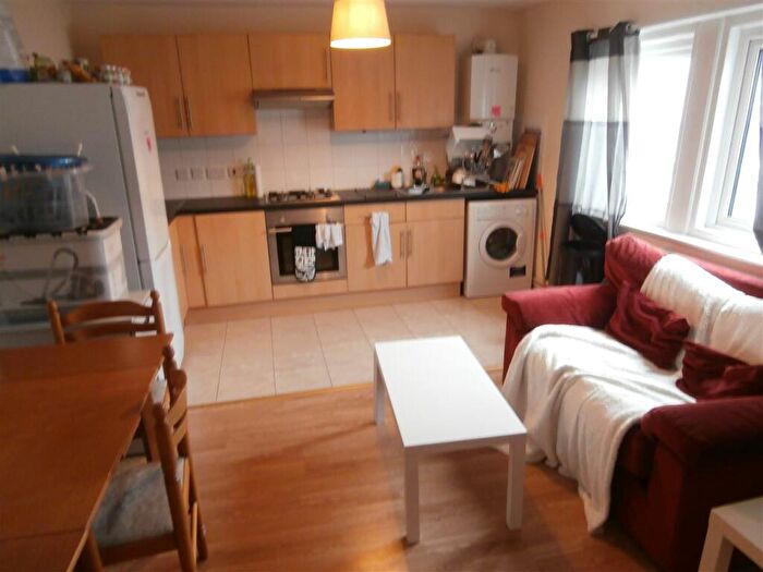 2 Bedroom Apartment To Rent In Portswood Road, Southampton, SO17