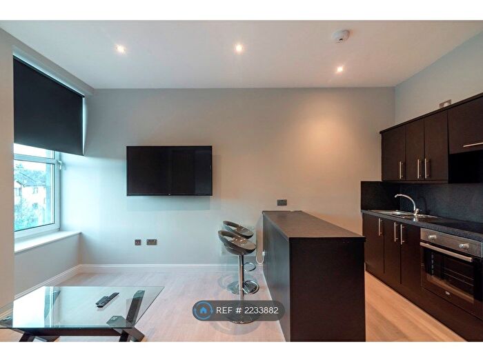 1 Bedroom Flat To Rent In Cowane Street, Stirling, FK8