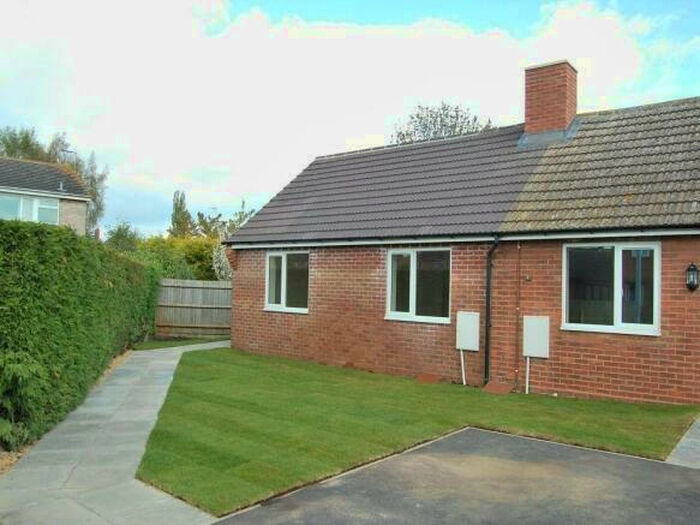 1 Bedroom Bungalow To Rent In White Hart Lane, Godmanchester, Huntingdon, PE29