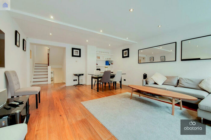 3 Bedroom Terraced House To Rent In Wapping Wall, London, E1W