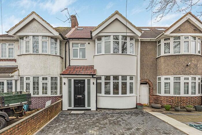5 Bedroom Property To Rent In Alderwick Drive, Hounslow, TW3