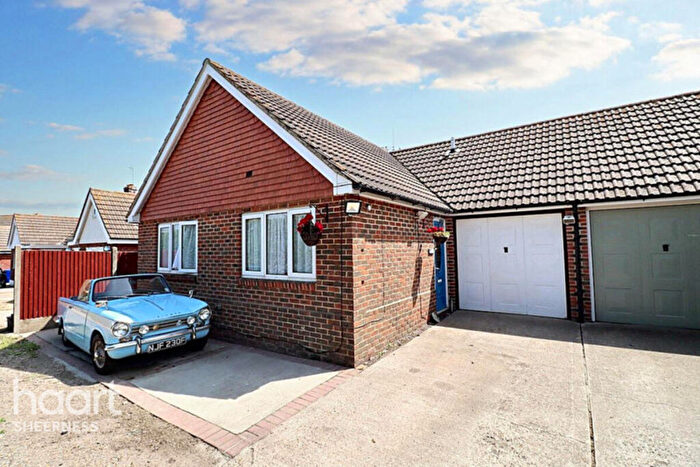 2 Bedroom Bungalow For Sale In Groveway, Leysdown, ME12