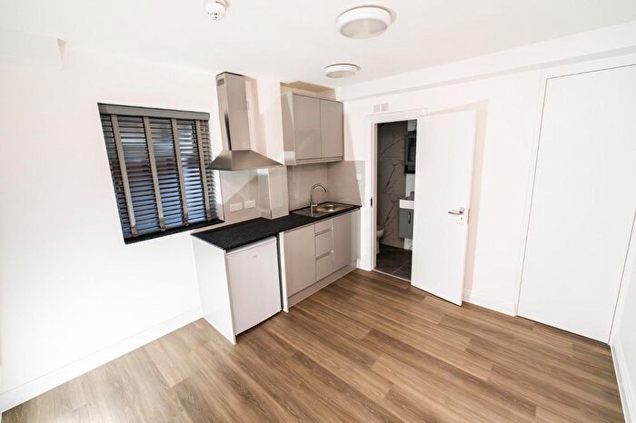 Studio To Rent In Stag Lane, Edgware, HA8