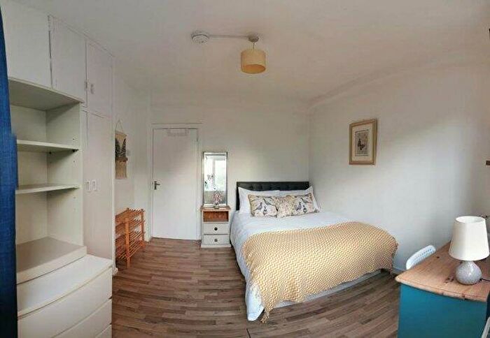 4 Bedroom Flat To Rent In Wimbourne Street, N1