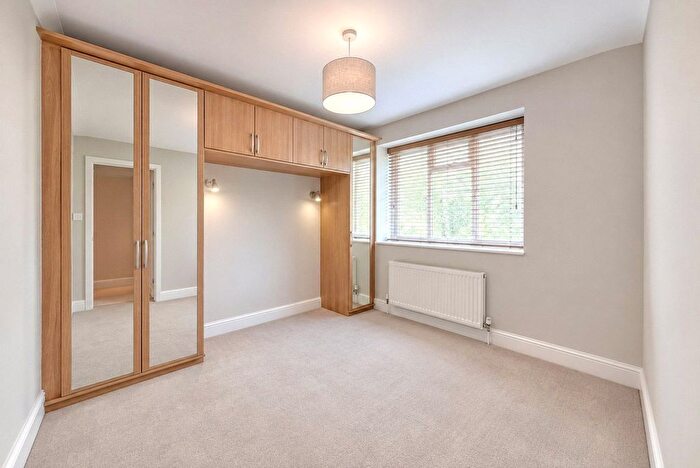 2 Bedroom Flat To Rent In Repton House, Whitelands Park, Putney, SW15