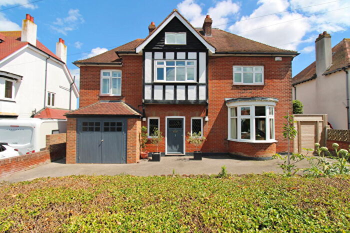 5 Bedroom Detached House For Sale In Devonshire Gardens, Margate, CT9