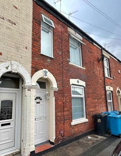 3 Bedroom House To Rent In Steynburg Street, Hull, HU9