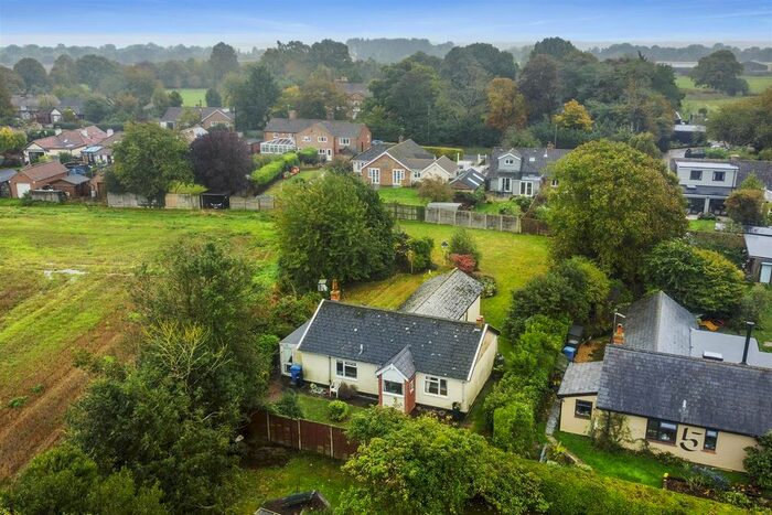 3 Bedroom Detached Bungalow For Sale In Lewis Lane, Stutton, Ipswich, IP9