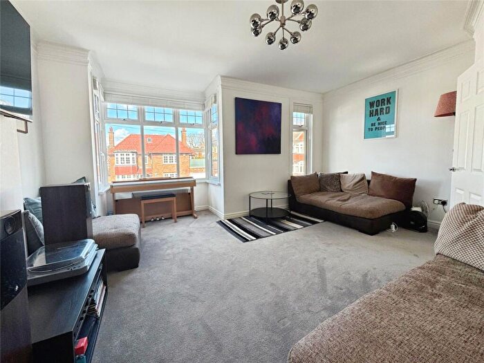 1 Bedroom Flat For Sale In Blenheim Road, Bromley, BR1