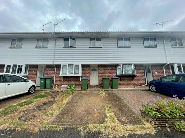 3 Bedroom Terraced House To Rent In Quayside Road, Bitterne Manor, SO18