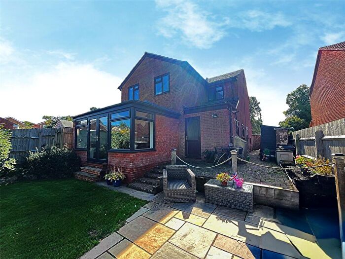 4 Bedroom Detached House For Sale In Jubilee Close, Long Buckby, Northamptonshire, NN6