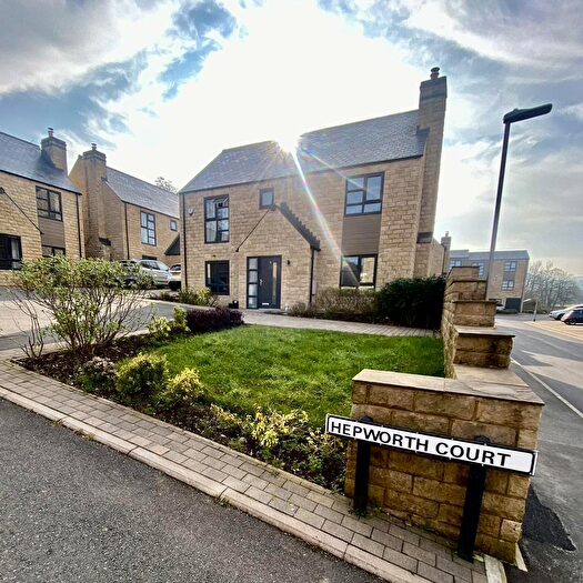4 Bedroom Detached House For Sale In Hepworth Court, Haworth, Keighley, BD22