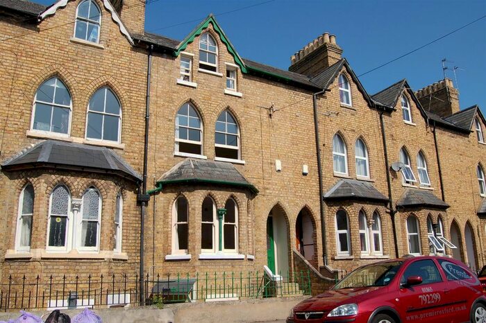 6 Bedroom Property To Rent In Marston Street, Oxford, OX4