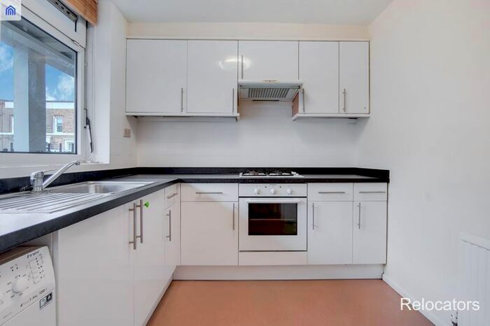 3 Bedroom Maisonette To Rent In Alderney Road, London, E1