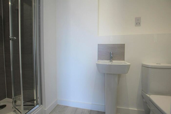 2 Bedroom Apartment To Rent In Harecastle House, Waterside Way, NG2