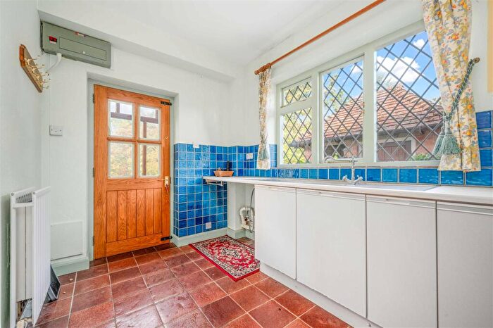 4 Bedroom Detached House For Sale In Tanworth-In-Arden, Solihull, B94