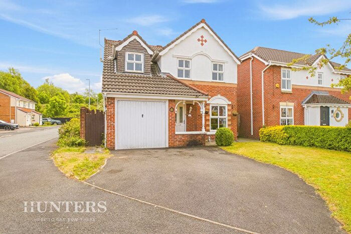 3 Bedroom Detached House For Sale In Spen Fold, Littleborough, OL15