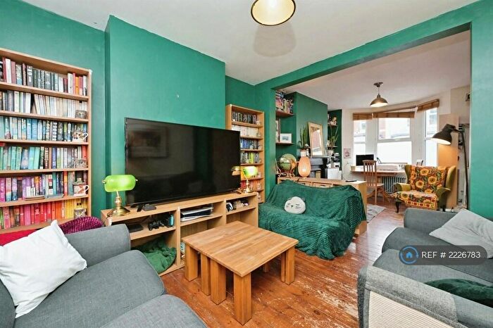 2 Bedroom Terraced House To Rent In Symington Street, Northampton, NN5